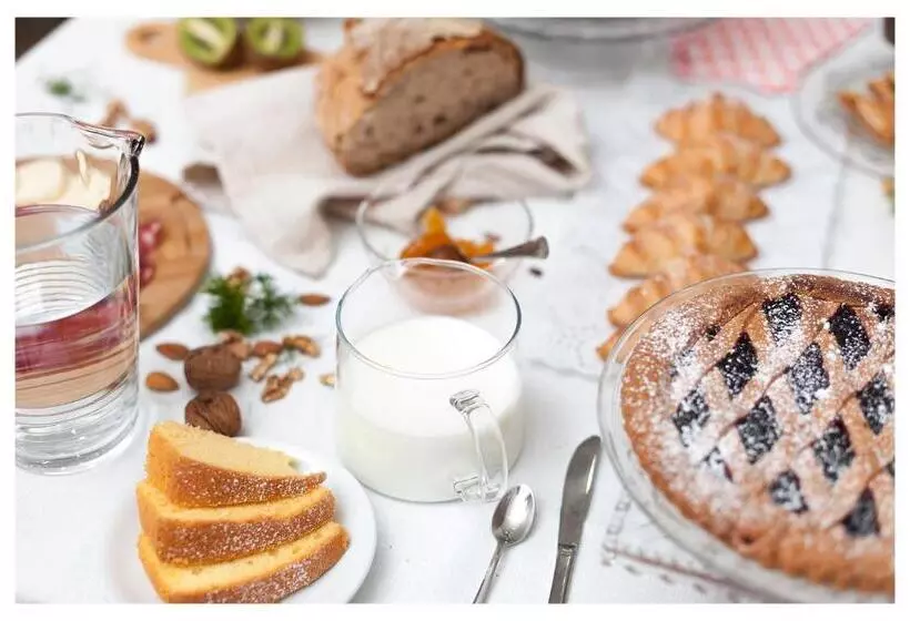 ベッドアンドブレックファースト Fontana Vecchia