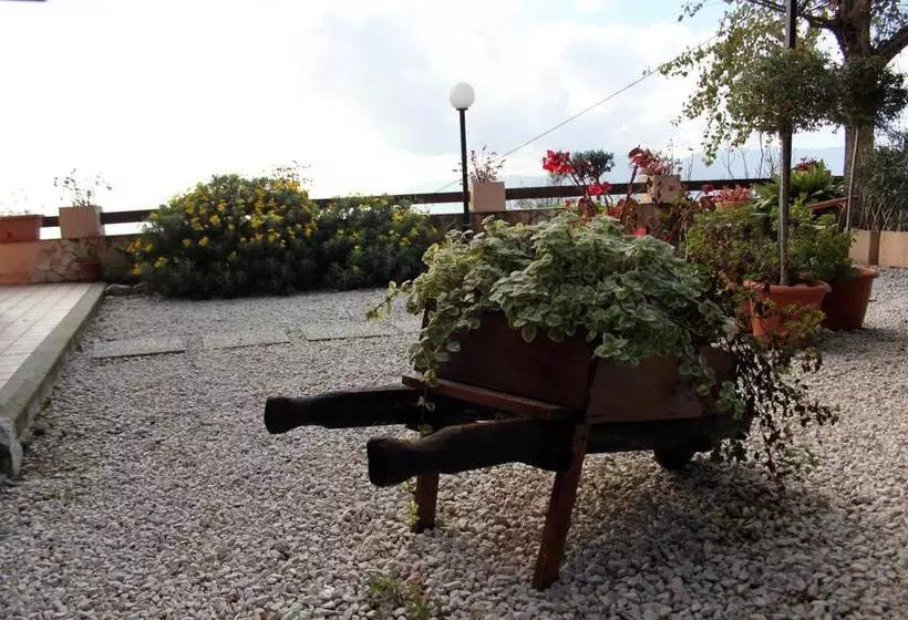 ベッドアンドブレックファースト Il Pioppo