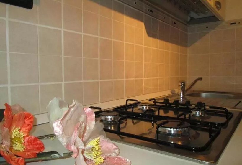 Aamiaismajoitus (B&B) Orchidea