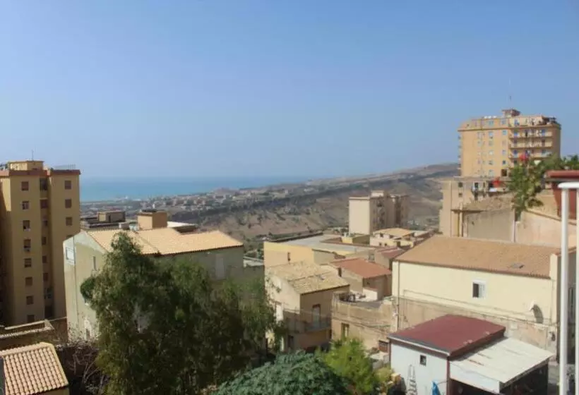 تختخواب و صبحانه Terrazza Sul Rabato