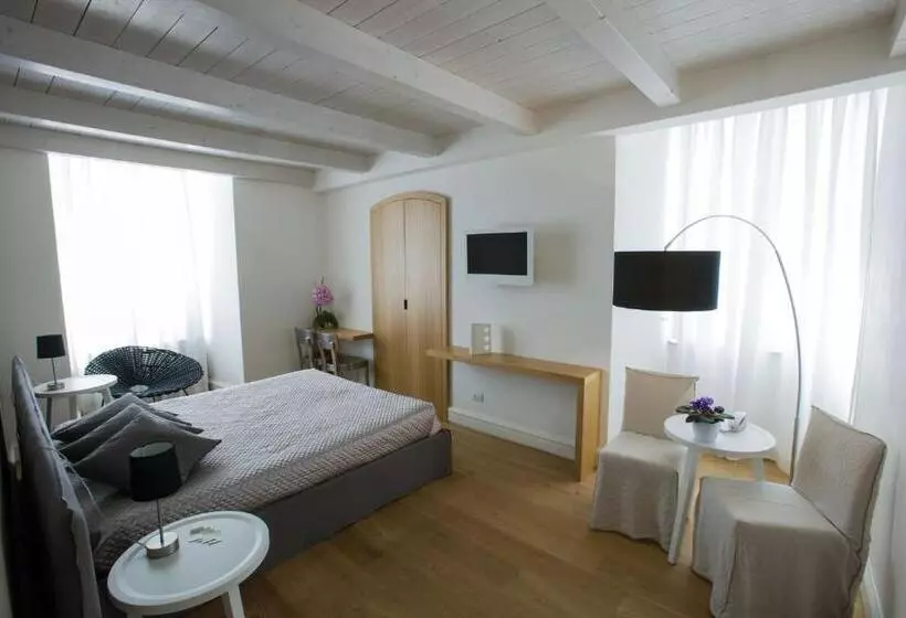 Aamiaismajoitus (B&B) Villa Fornari Resort