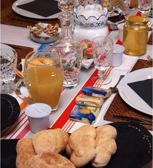 تختخواب و صبحانه Villa Sassi