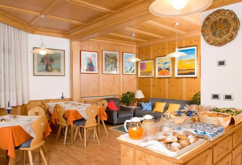 בית מלון כפרי Albergo Antelao