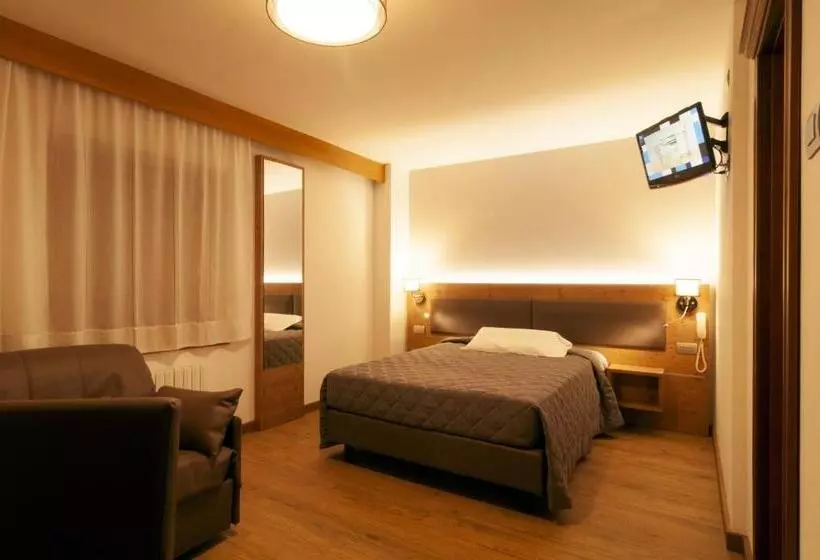 ホテル Albergo Antelao