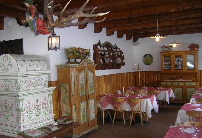 호텔 Albergo Chalet Lago Antorno