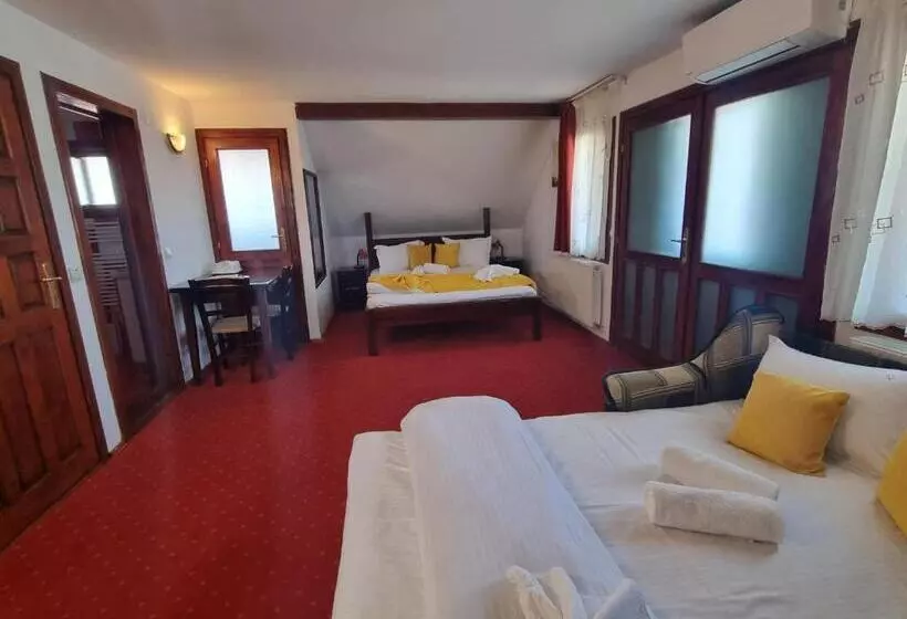 هتل Casa Luca
