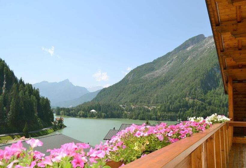 בית מלון כפרי Coldai