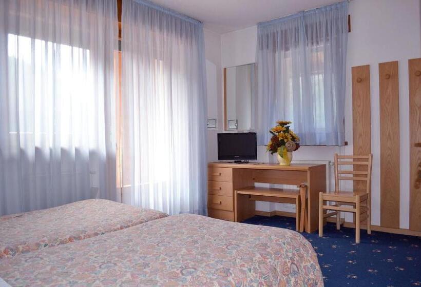 בית מלון כפרי Coldai