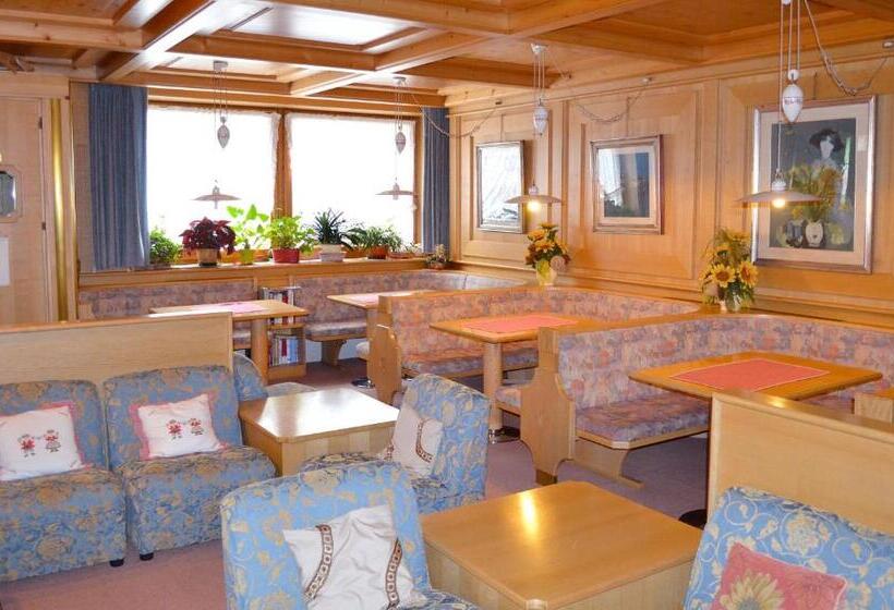 בית מלון כפרי Coldai