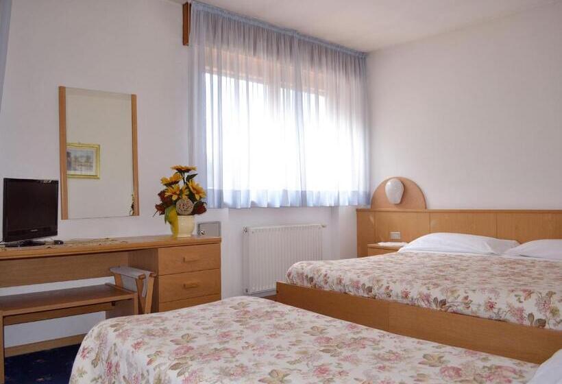 בית מלון כפרי Coldai