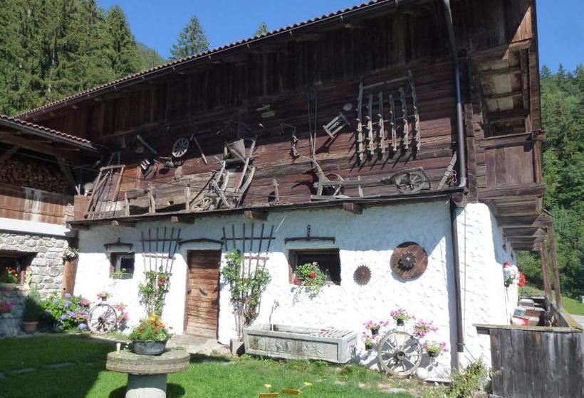 ホテル Gasthof Bauhof