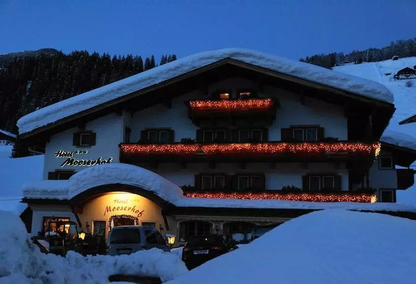 ホテル Mooserhof