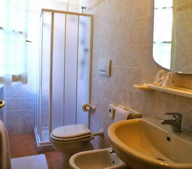 Hotelli Villa Fiorisella