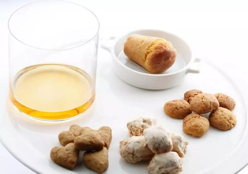 Ristorante Hotel Lucia   100 Mt Dal Mare