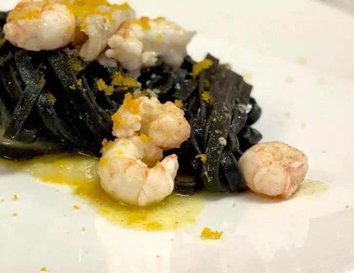 Ristorante Hotel Lucia   100 Mt Dal Mare