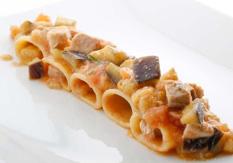 Ristorante Hotel Lucia   100 Mt Dal Mare