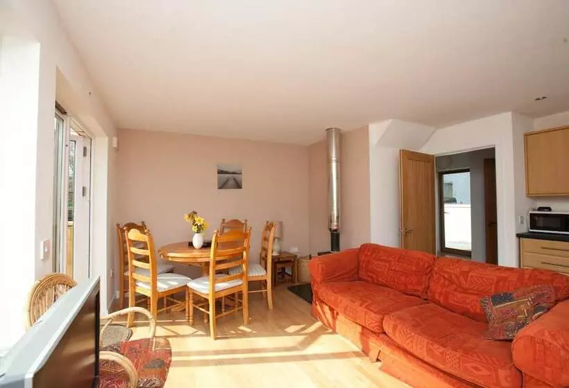 Retkeilymaja Inversnaid Bunkhouse