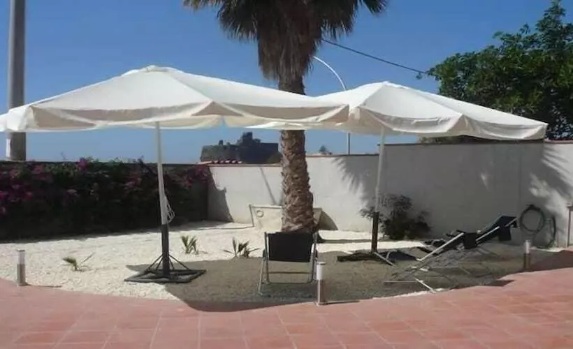 B&b Blu E Il Castello