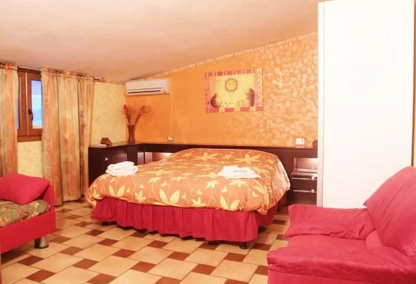 B&b Fantar House