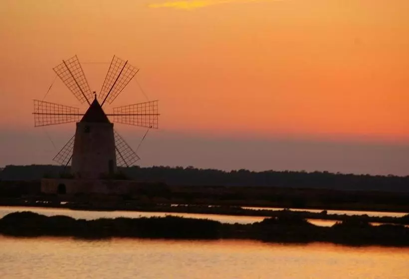 Al Vecchio Pontile Bed And Breakfast