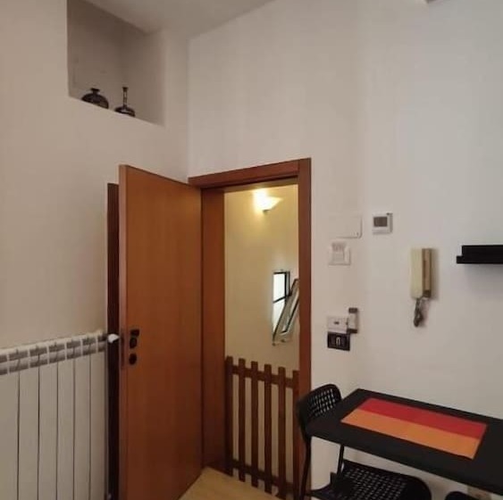 تختخواب و صبحانه Al Fly