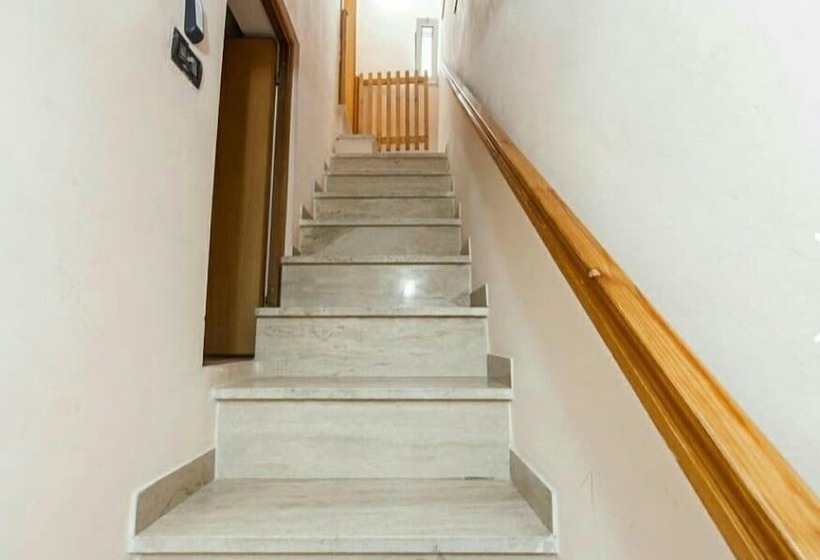 تختخواب و صبحانه Al Fly