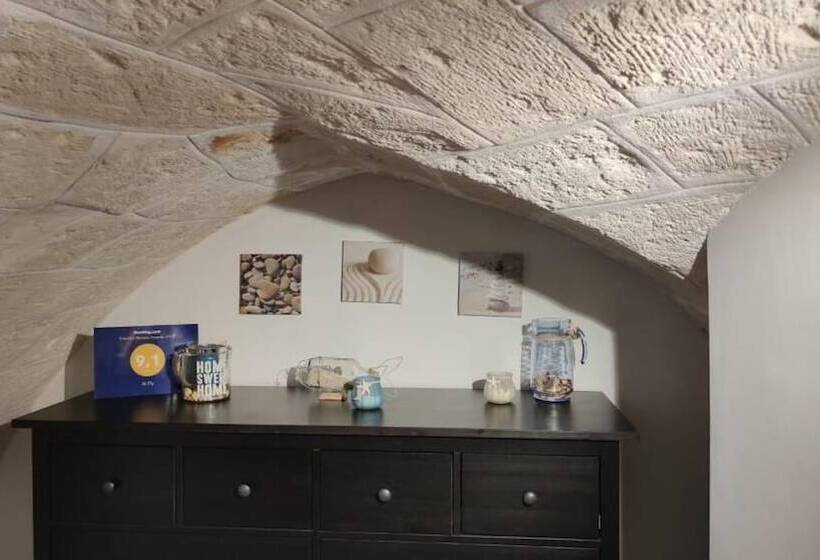 تختخواب و صبحانه Al Fly