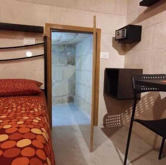 تختخواب و صبحانه Al Fly