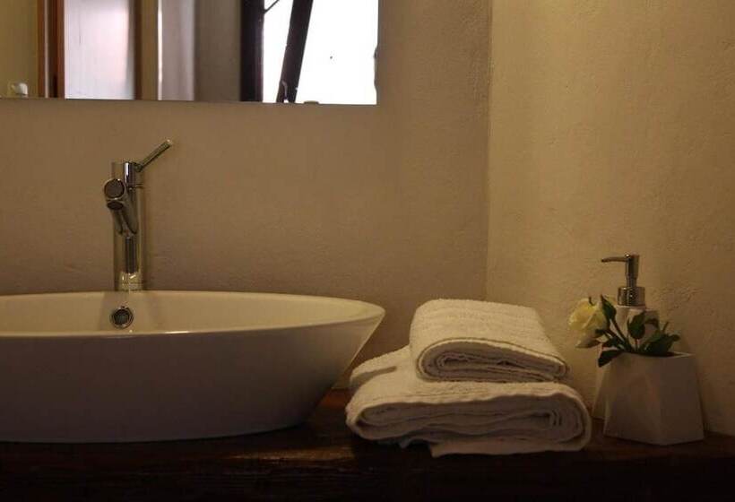 ベッドアンドブレックファースト Il Lupo Rosso