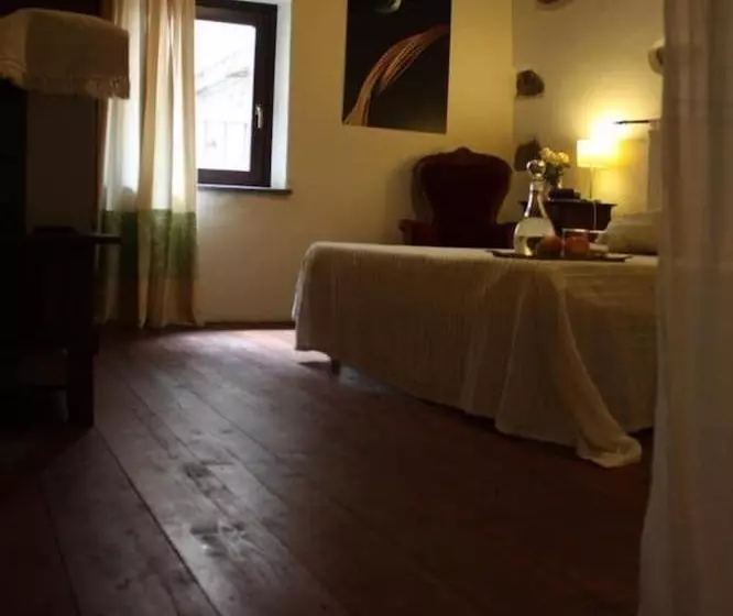 ベッドアンドブレックファースト Il Lupo Rosso