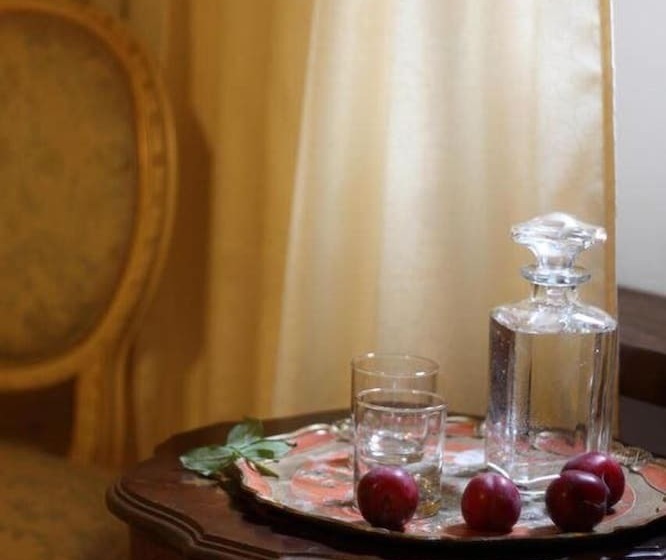 ベッドアンドブレックファースト Il Lupo Rosso