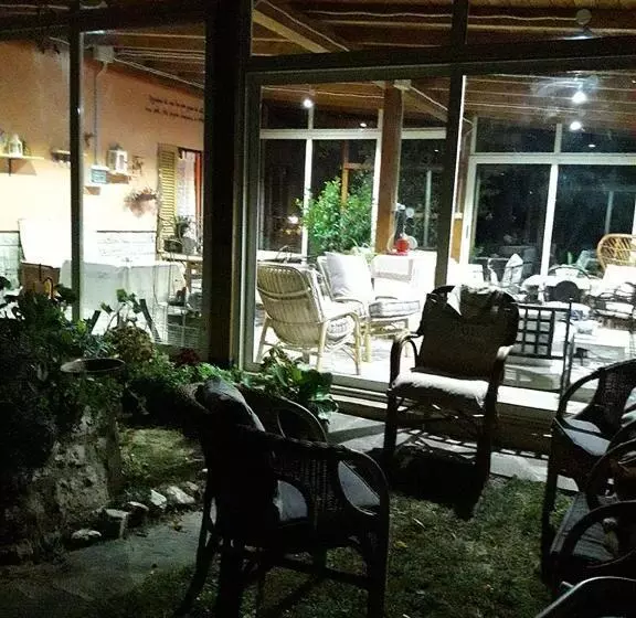 Aamiaismajoitus (B&B) Poggio La Grognola