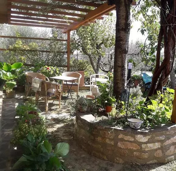 Aamiaismajoitus (B&B) Poggio La Grognola