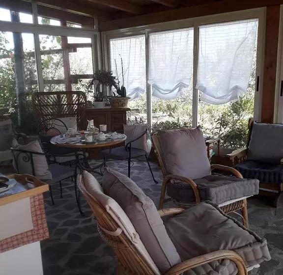 Aamiaismajoitus (B&B) Poggio La Grognola