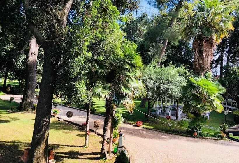 Aamiaismajoitus (B&B) Villa Berghella