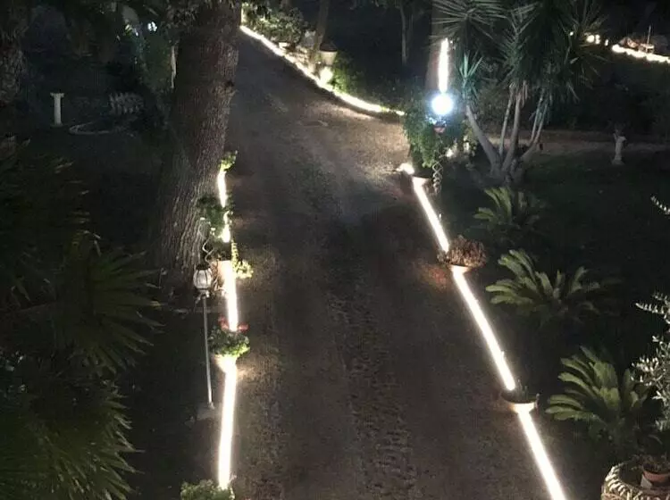 Aamiaismajoitus (B&B) Villa Berghella