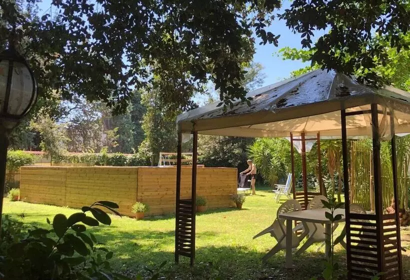 Aamiaismajoitus (B&B) Villa Berghella