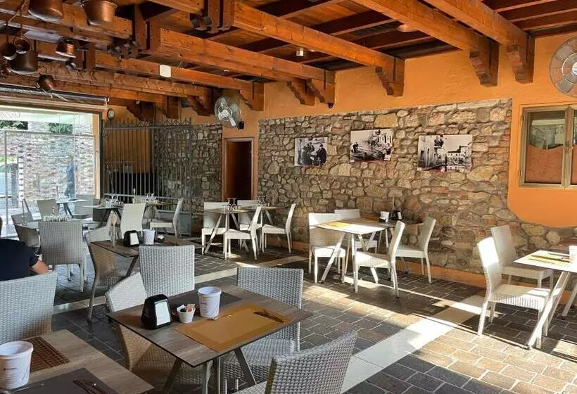 Hotelli Albergo Tecla