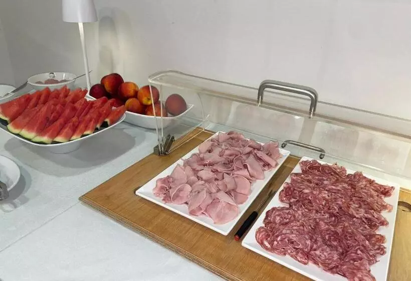 Hotelli Albergo Tecla