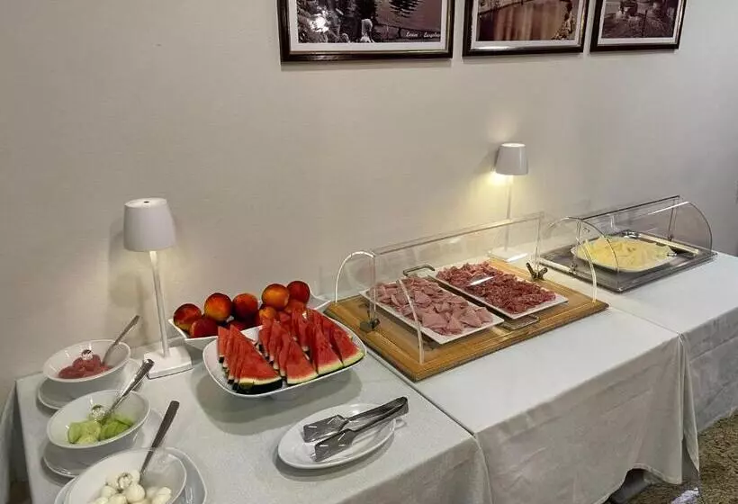 Hotelli Albergo Tecla
