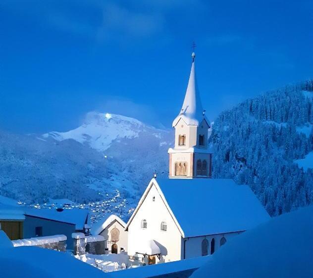 ホテル Garni Kostner