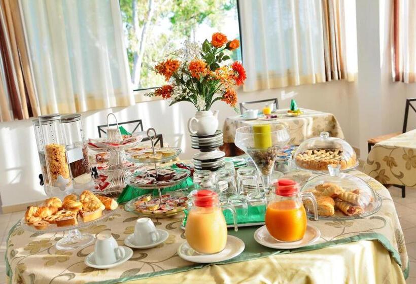 Отель La Campana