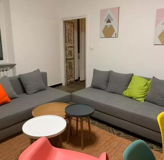 ホテル Spot Varazze