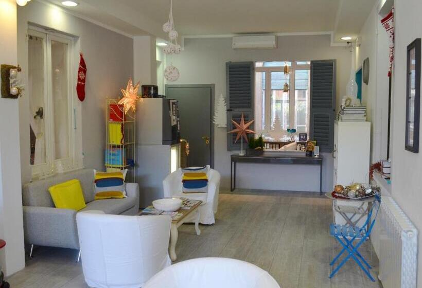 فندق Spot Varazze