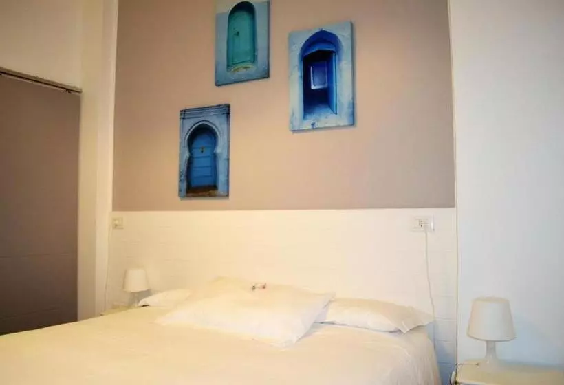 ホテル Spot Varazze