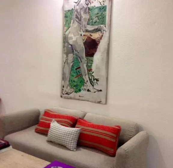 ホテル Spot Varazze