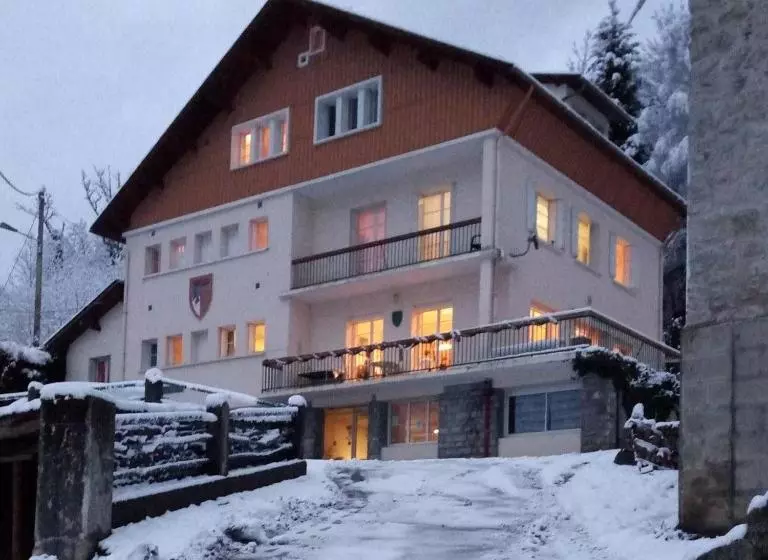 هاستل Chalet Peyranere