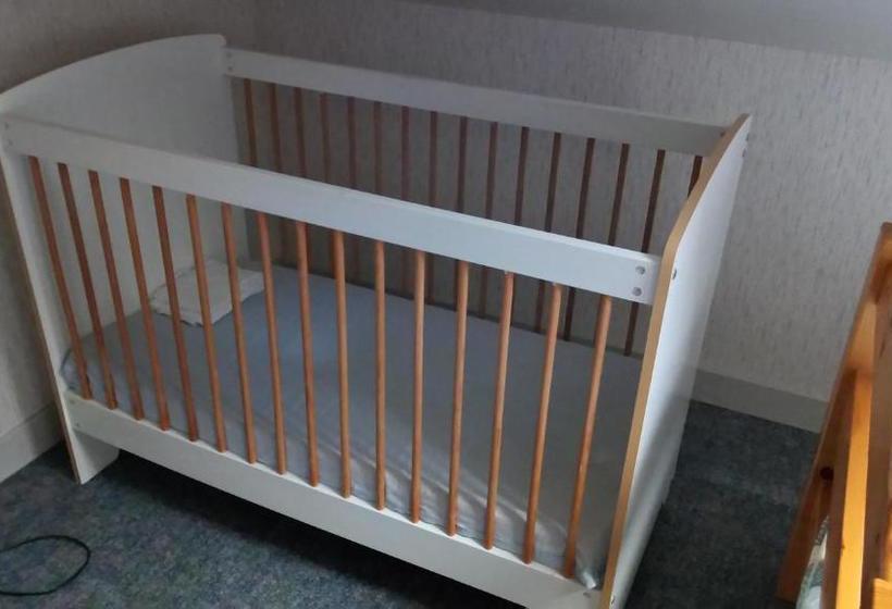 הוסטל Chalet Peyranere