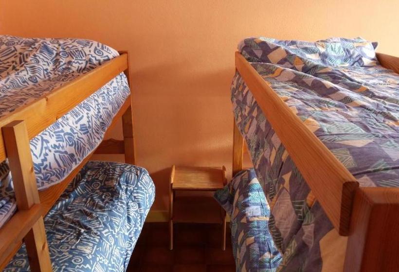 הוסטל Chalet Peyranere