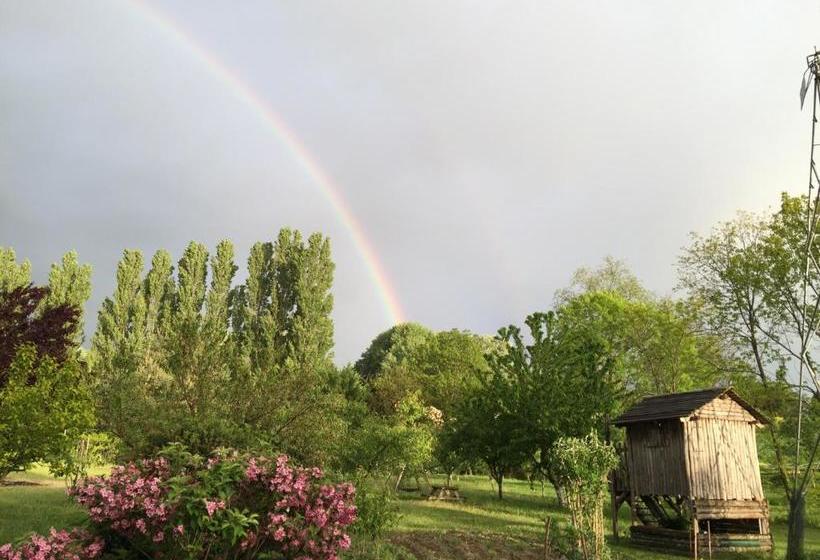 Bed and Breakfast La Source, Vegetarian Guest House